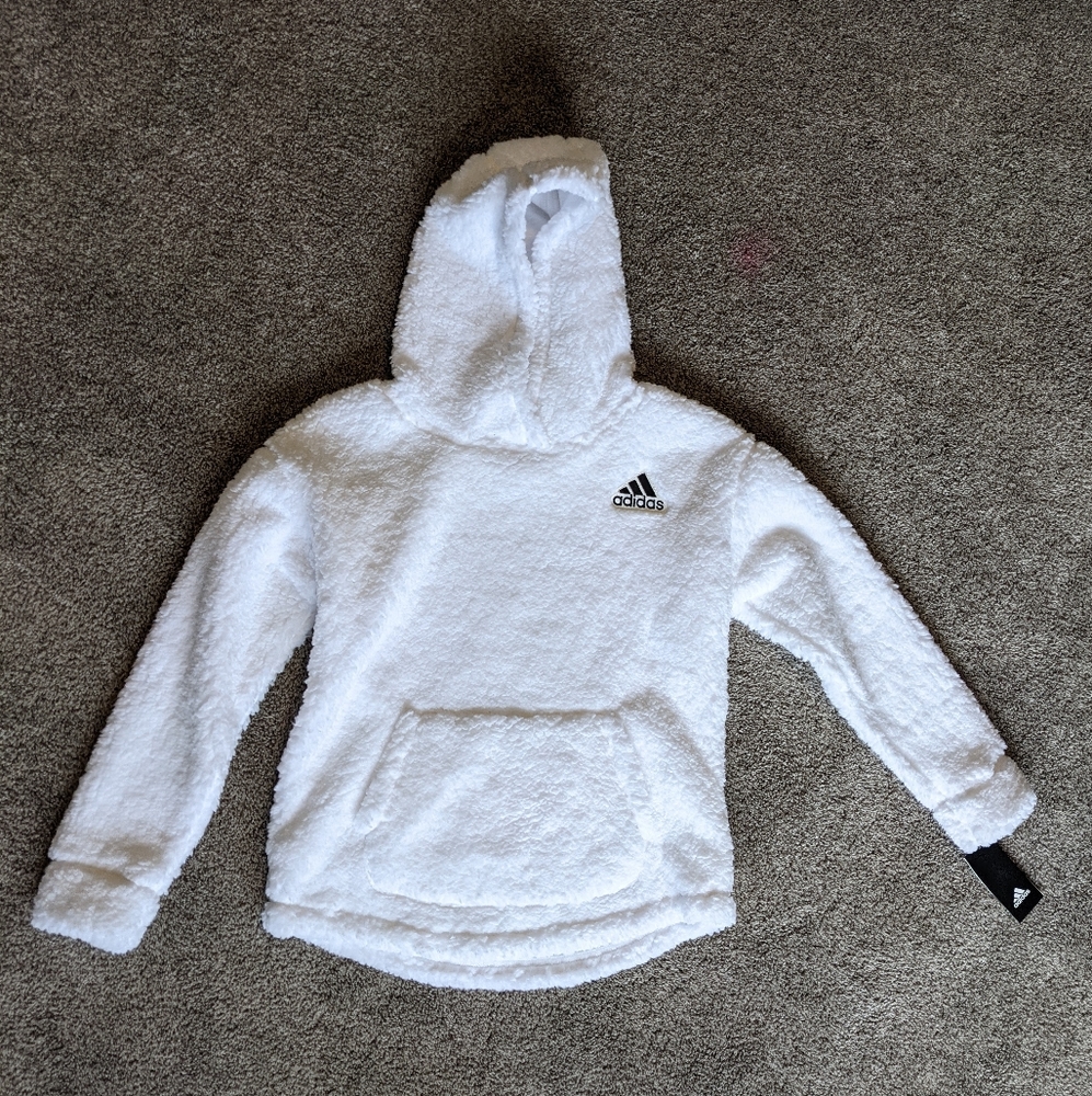 Adidas
SHERPA HOOD PULLOVER